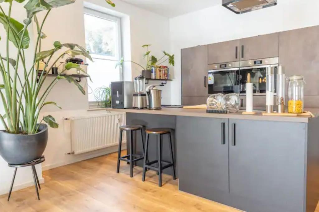 Design Apartment Im Zentrum Von Nienburg! 닌부르크 외부 사진